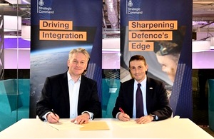 Agreement signed to advance UK and US defence innovation