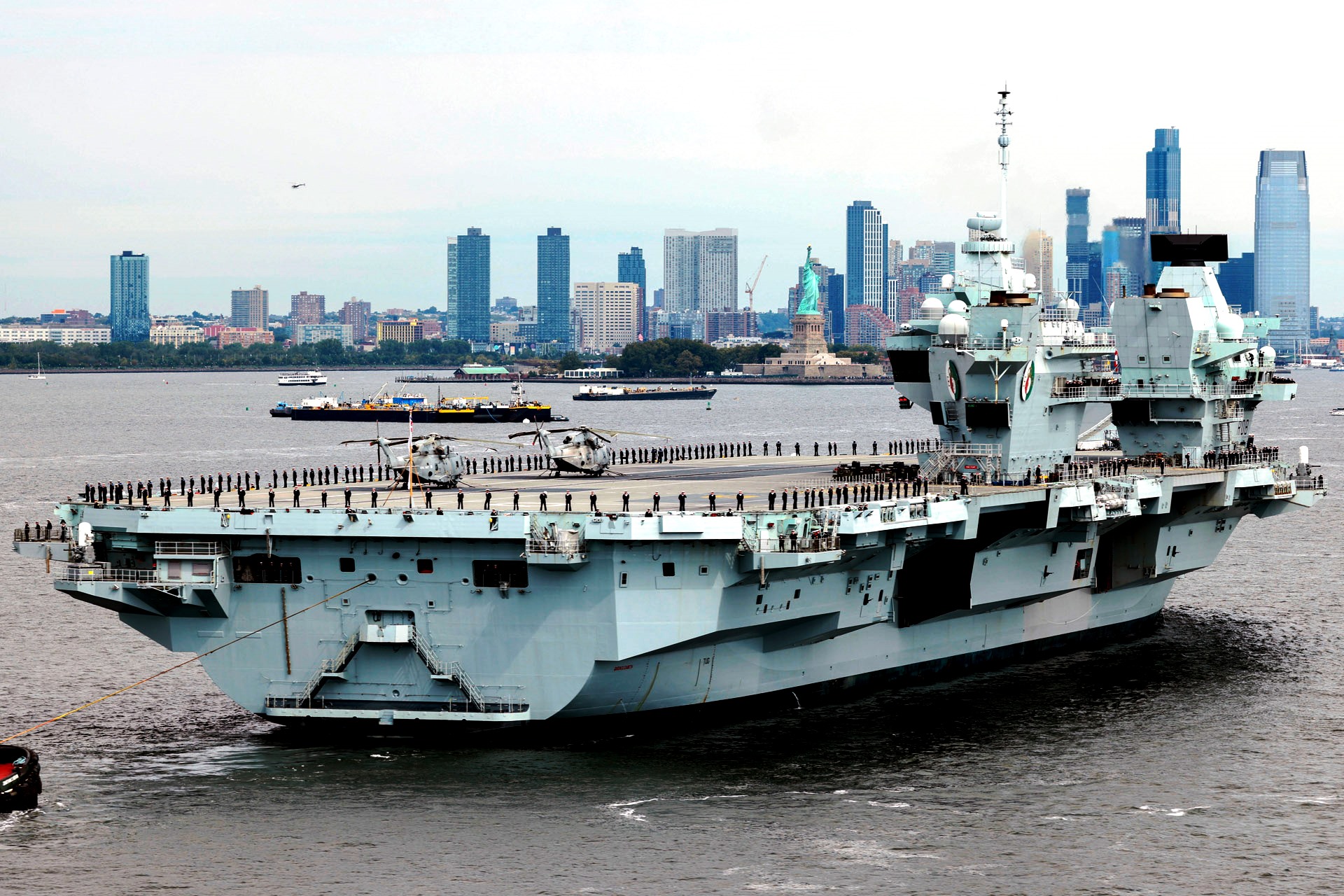 Flagship HMS Queen Elizabeth arrives in New York - ADS Advance