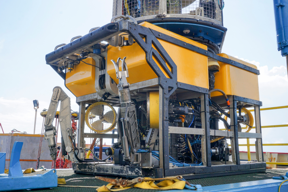 Base Materials boosts subsea buoyancy options