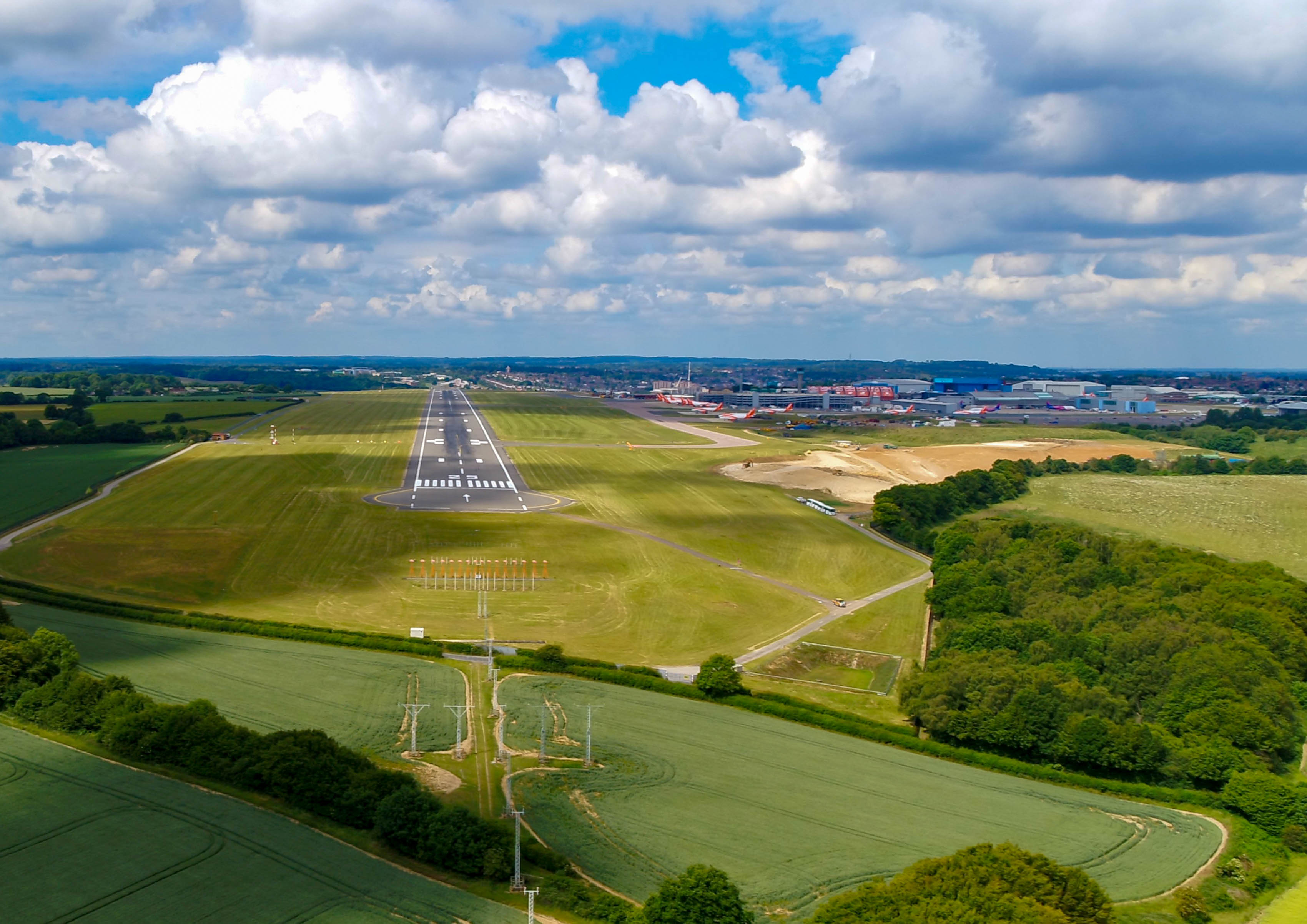 Luton Airport cements Cranfield University partnership