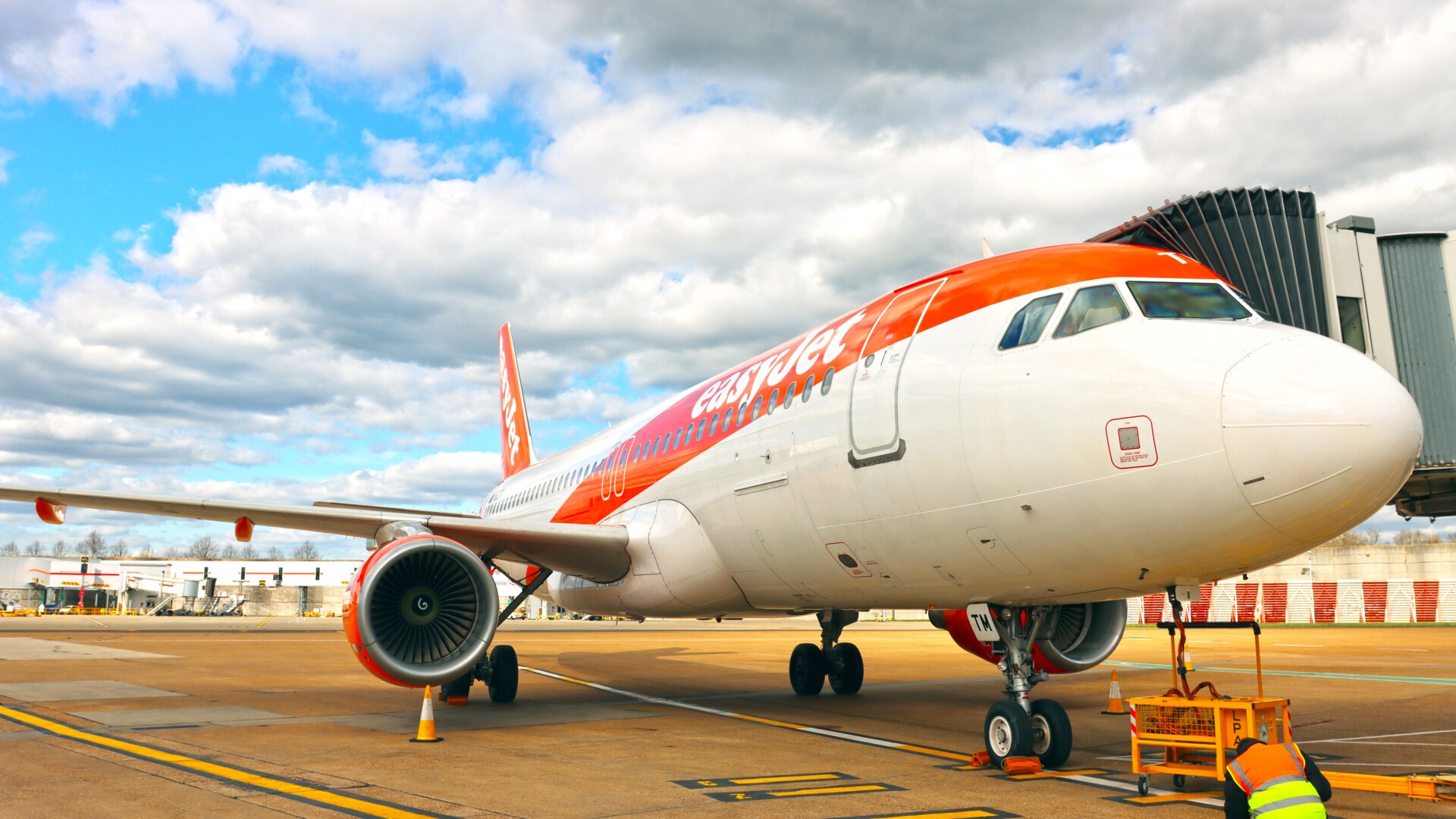 Gatwick trialling advanced Smart Stand tech