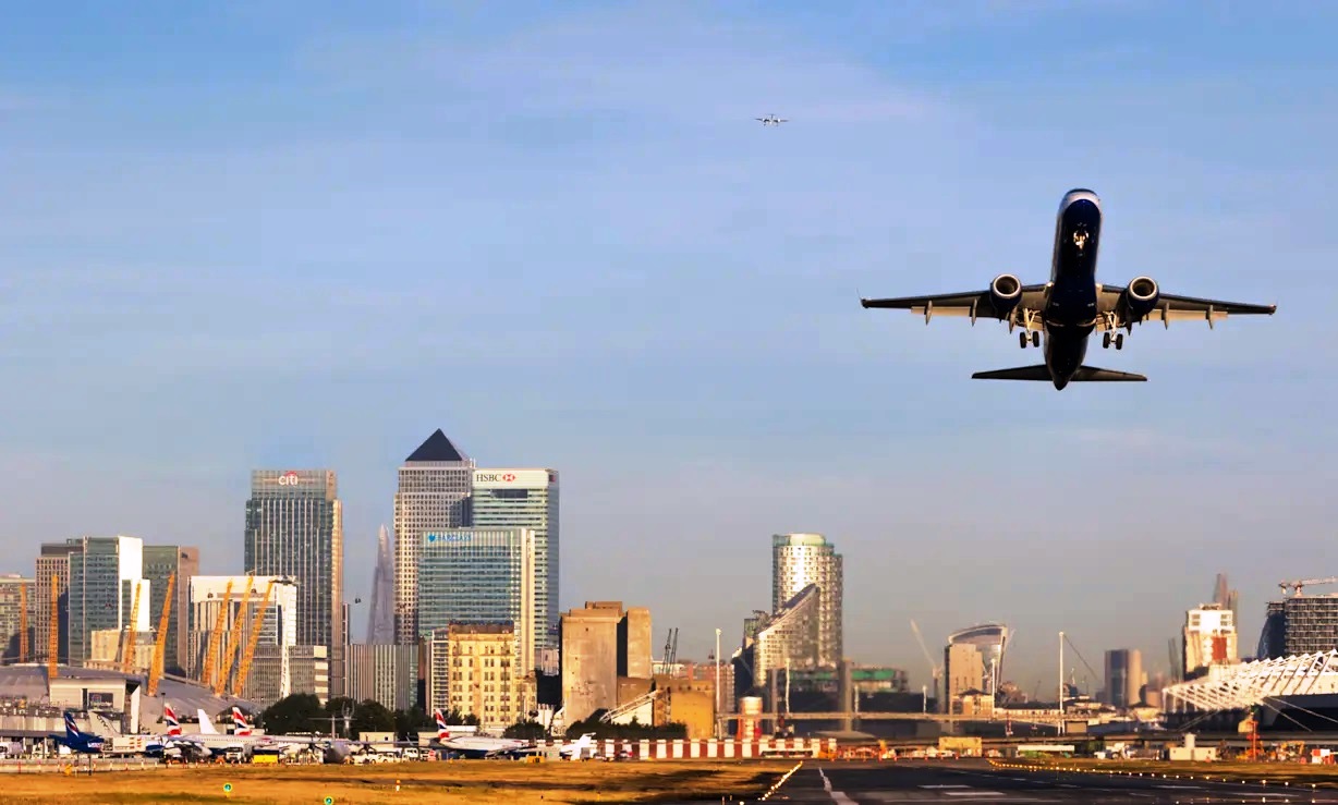 London City Airport applies to CAA to accommodate A320neo