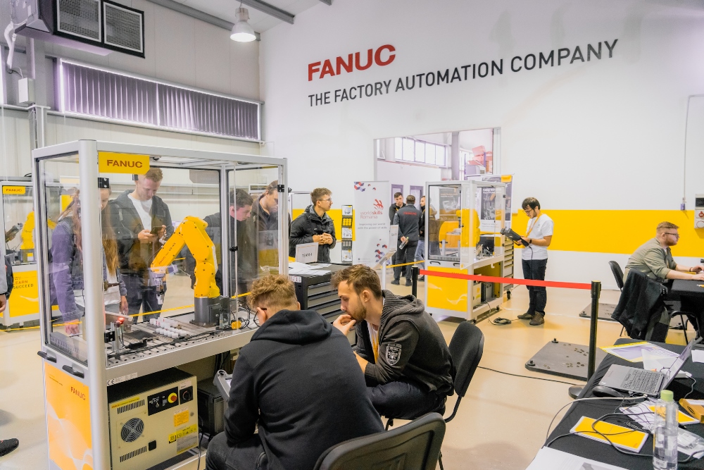 FANUC UK seeks young robotics superstars