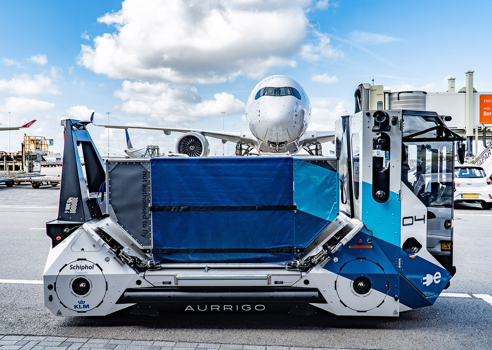 Aurrigo helps streamline baggage transfer at Schiphol