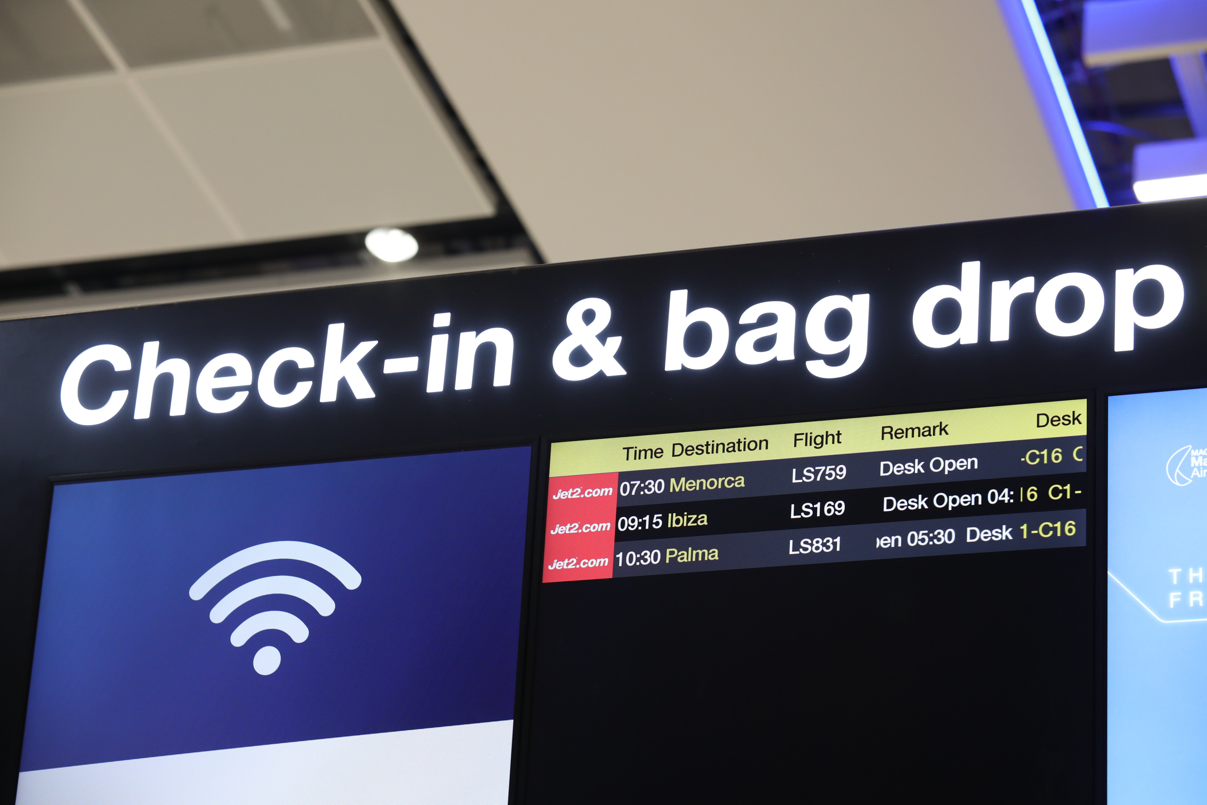 Manchester Airport increases passenger use of bag drop hack