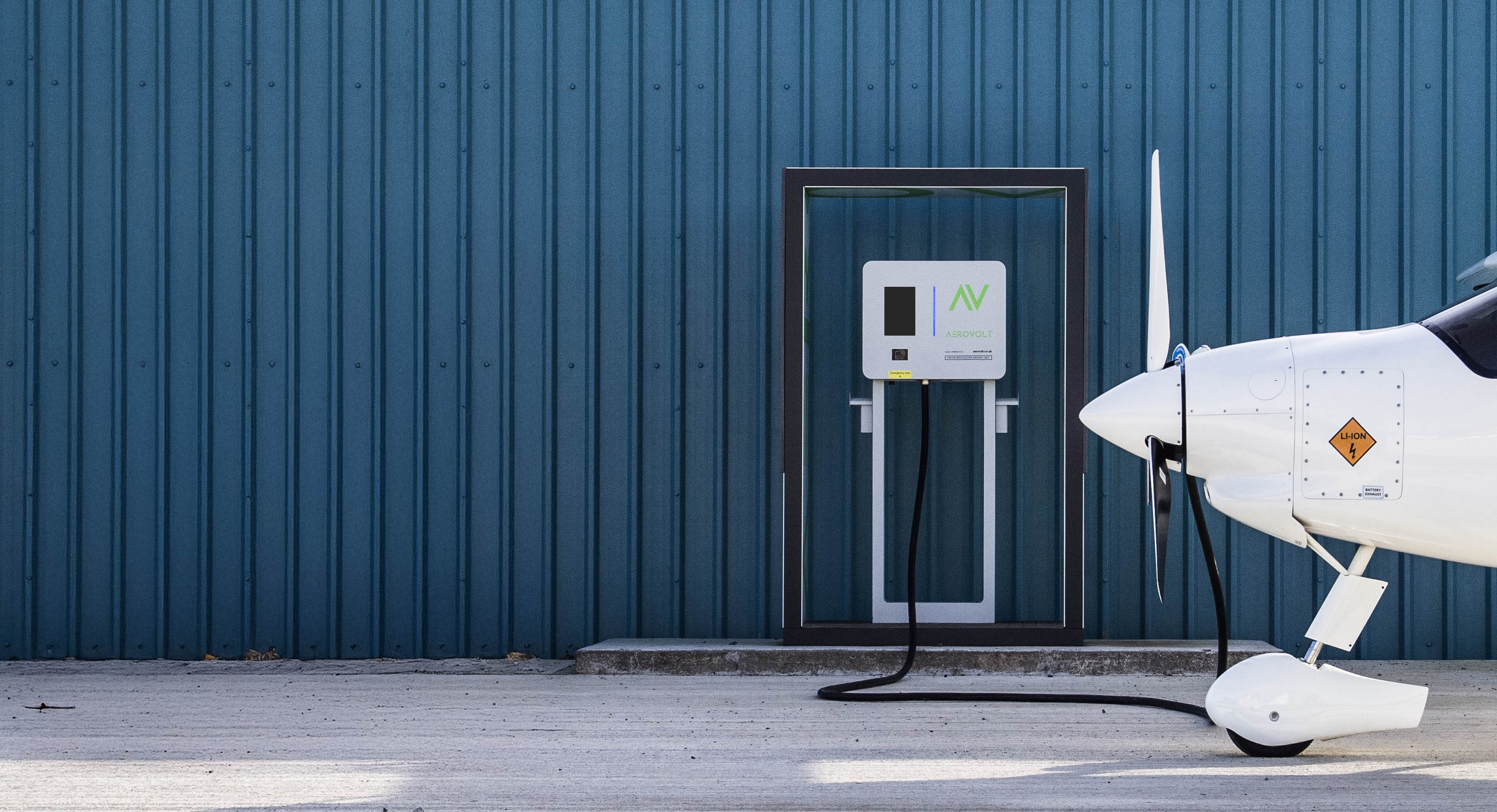 Aerovolt and 3 Legs Aviation Services launch aircraft charging at Isle of Man Airport