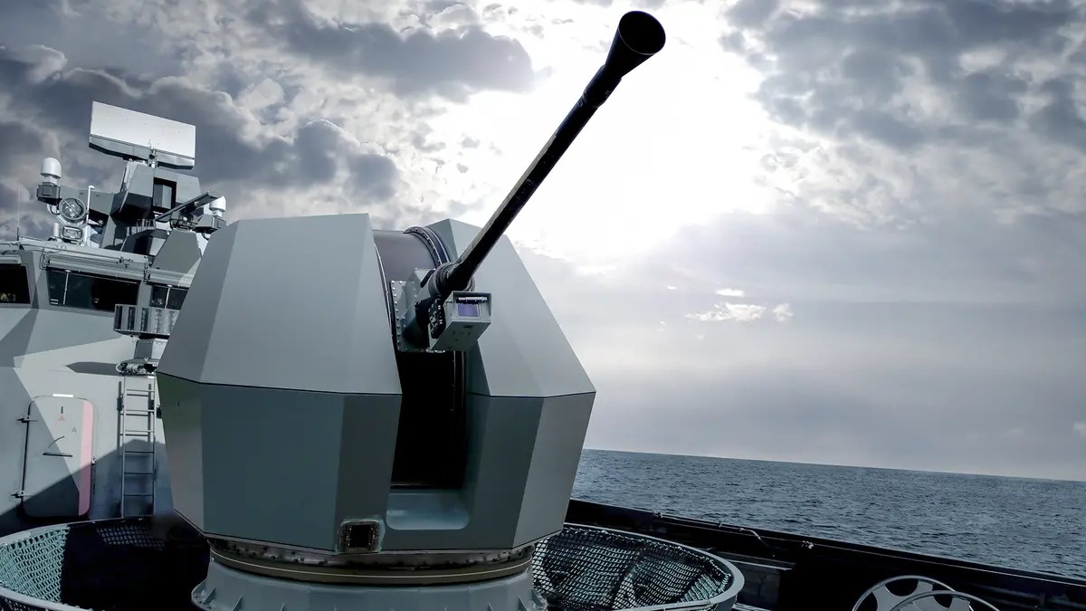 BAE Systems secures Colombian Navy gun contract